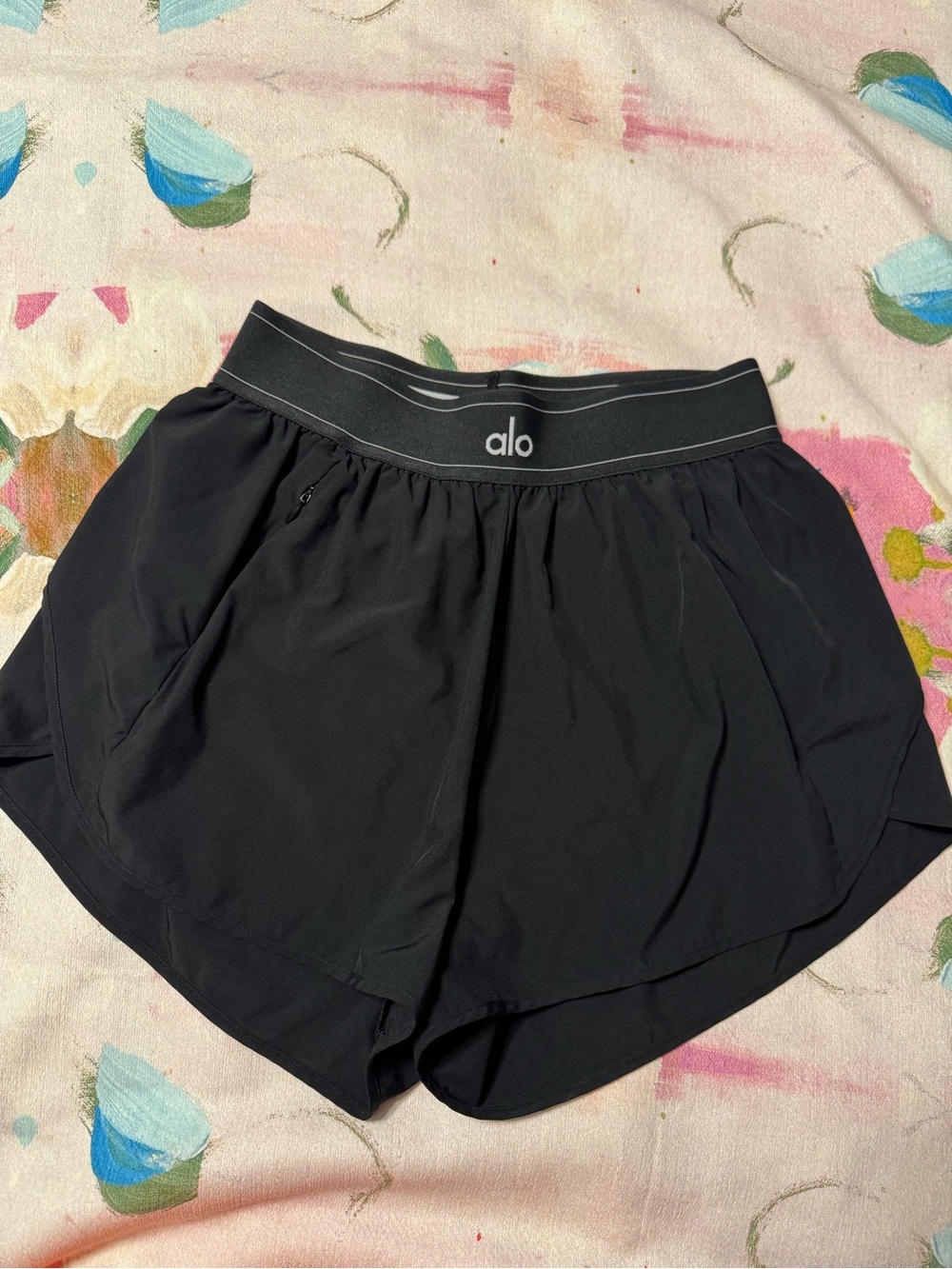 ALO Yoga match point shorts